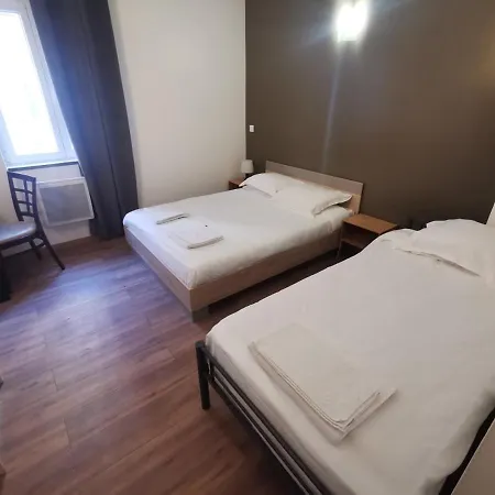 Отель Le Casino St Quentin Gare Сен-Кантен