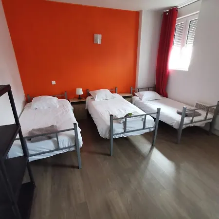 Le Casino St Quentin Gare Сен-Кантен