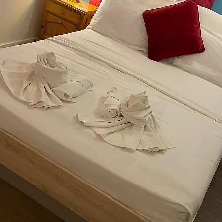 Hotel Le Casino St Quentin Gare 3*