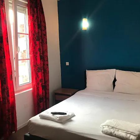 Le Casino St Quentin Gare Сен-Кантен