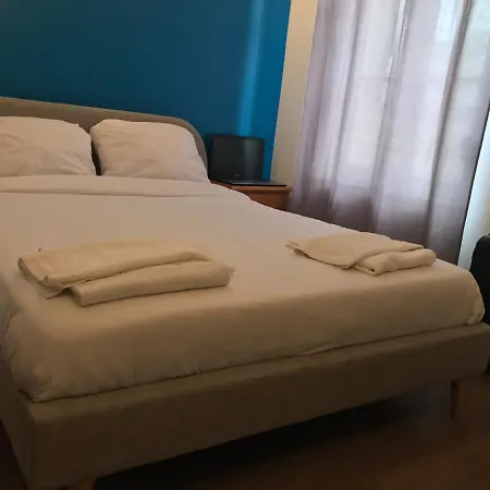 Le Casino St Quentin Gare Отель Сен-Кантен